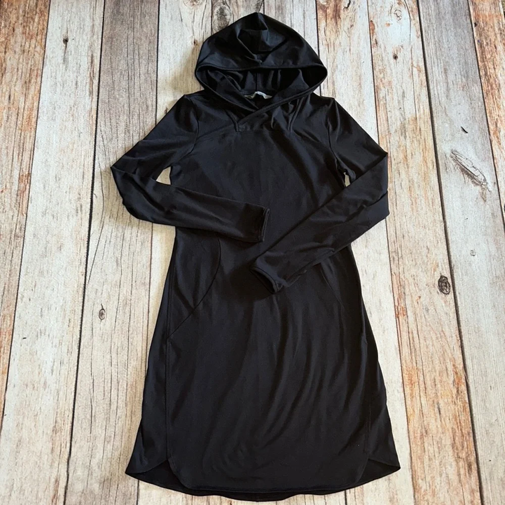 NORTH FACE hooded knit leisure dress